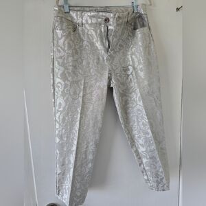 Chico's Platinum Denim Jeans. Silver Leopard Print. Size 1.5 Cropped.